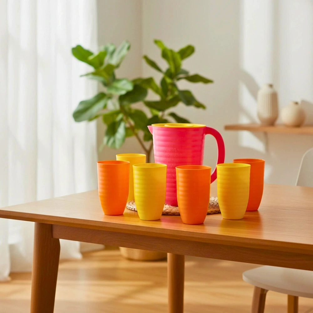 Set de Jarra 2 L y 6 Vasos de Plástico 370 ml